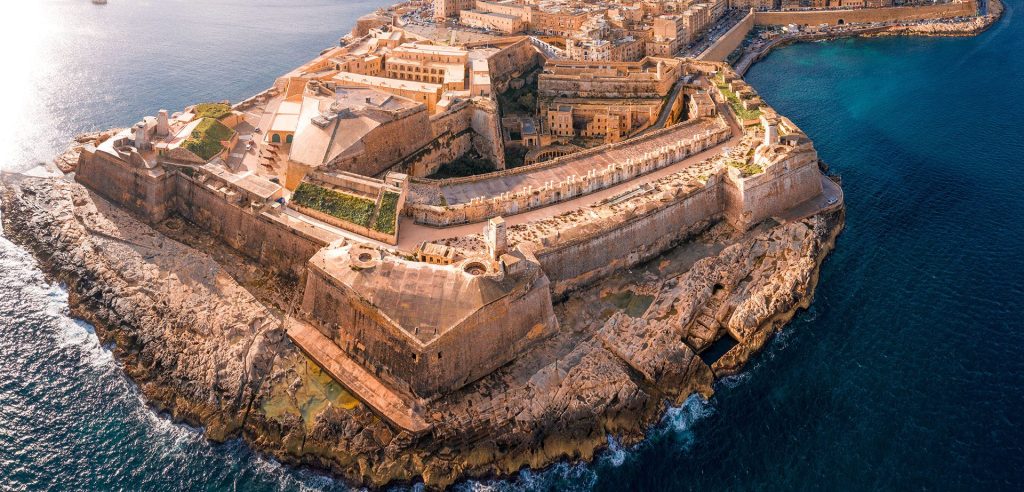 Valletta-Saint-Elmo-AdobeStock_266252249-e1748430445882
